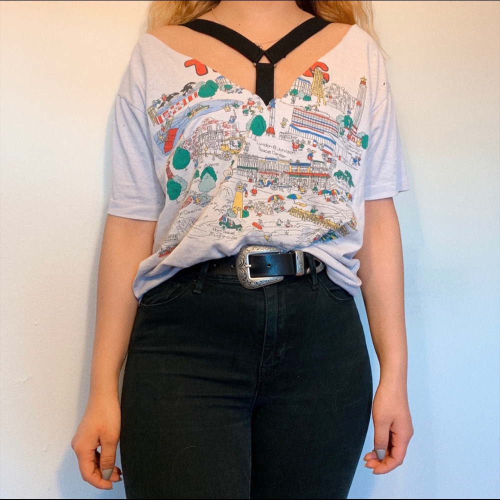 LF Choker T-Shirt with straps
